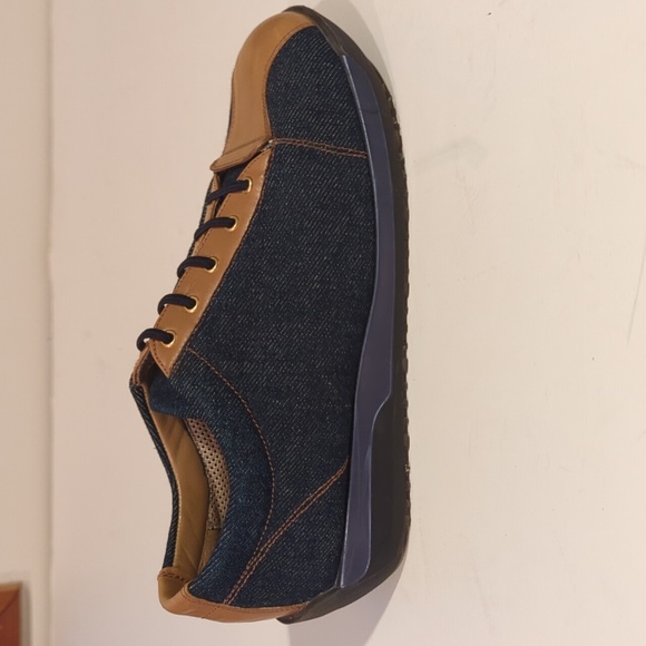 Stuart Weitzman Denim Leather Slip-on Oxford Sneaker Size 8.5 - Picture 7 of 10